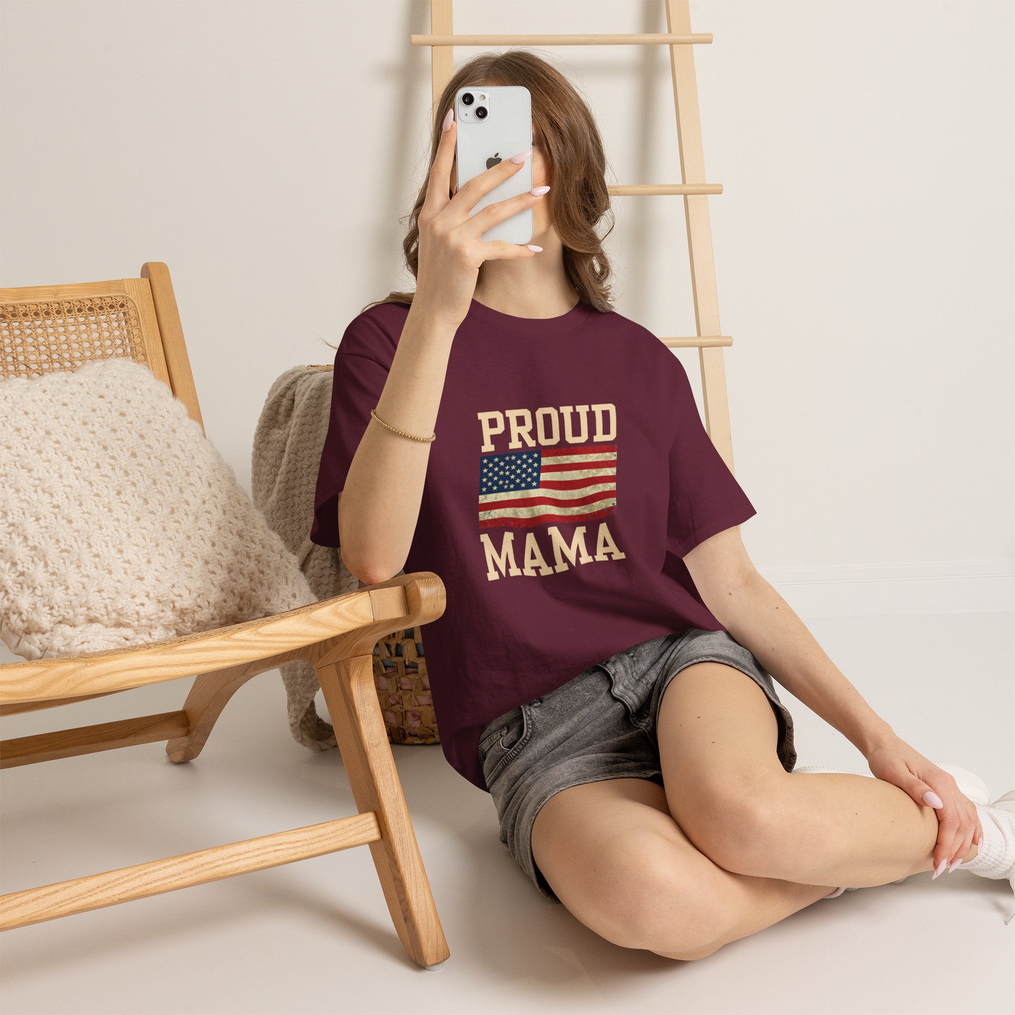 Vintage Proud Mama Flag — T-Shirt