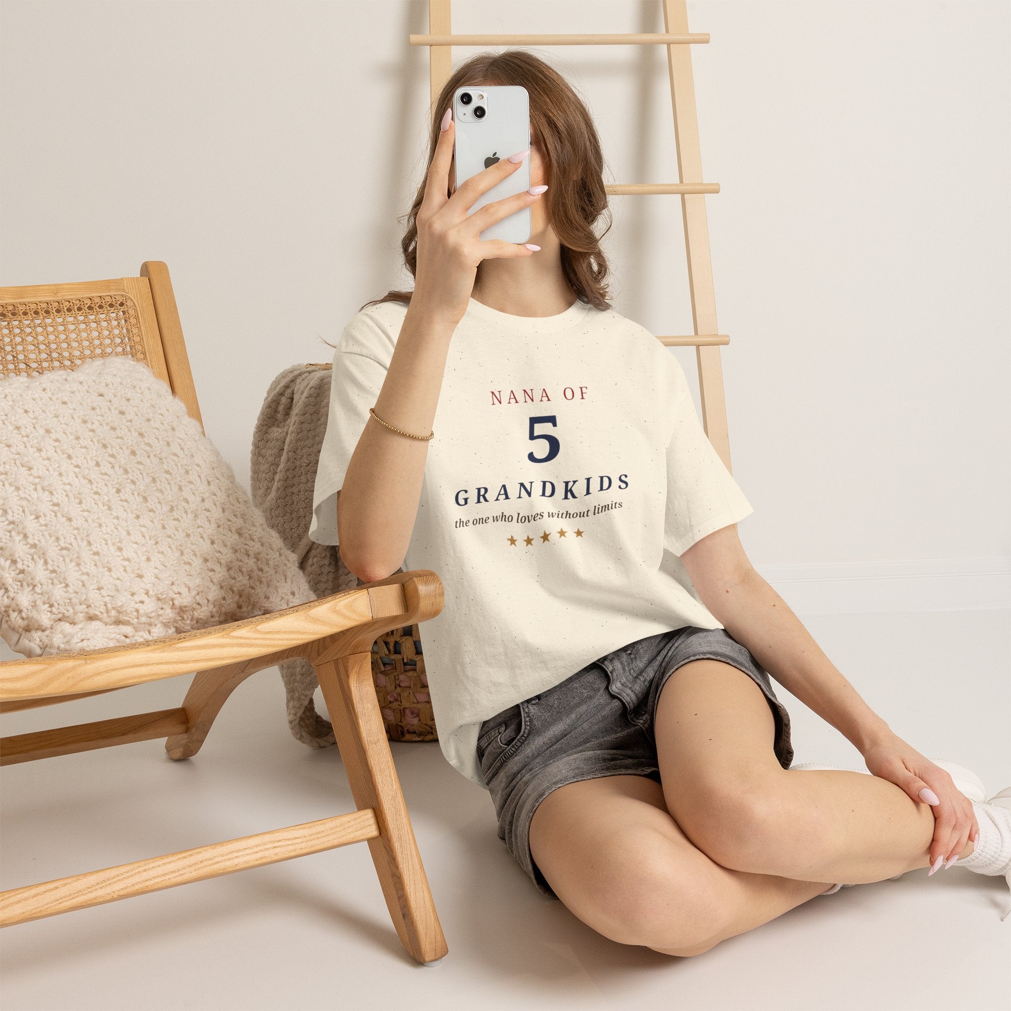 Nana of 5 Grandkids — T-Shirt